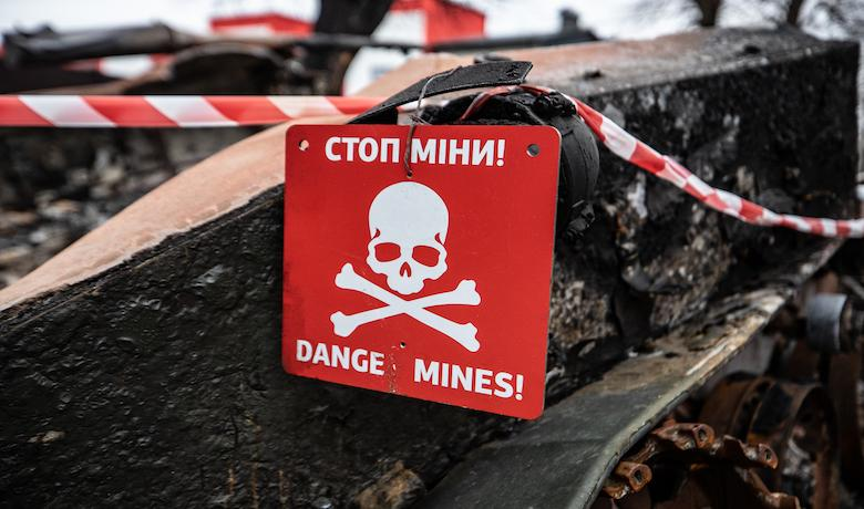 El Sombrío Legado de la Guerra: Minas y Explosivos en el Camino hacia la Reconstrucción de Ucrania